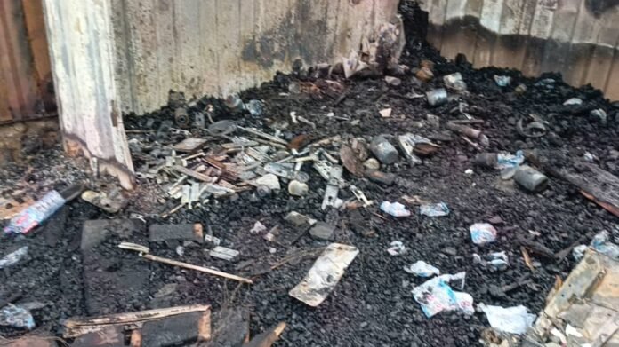 Fire destroys more than 20 container shops at Kasoa Hightension Fire destroys more than 20 container shops at Kasoa Hightension