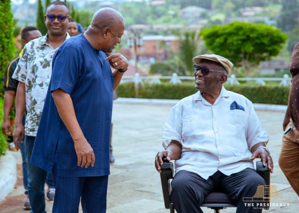 Mahama visits former President Kufuor to discuss national and international issues Mahama visits former President Kufuor to discuss national and international issues