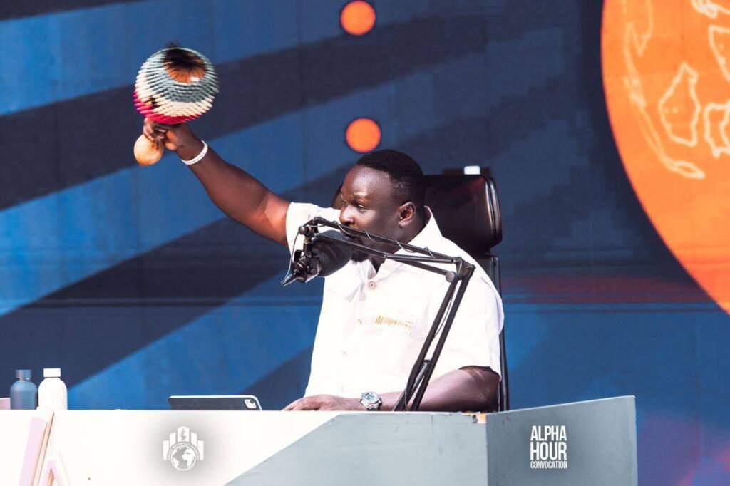 Pastor Elvis Agyemang sheds tears as he talks about attacks from senior pastors Pastor Elvis Agyemang sheds tears as he talks about attacks from senior pastors