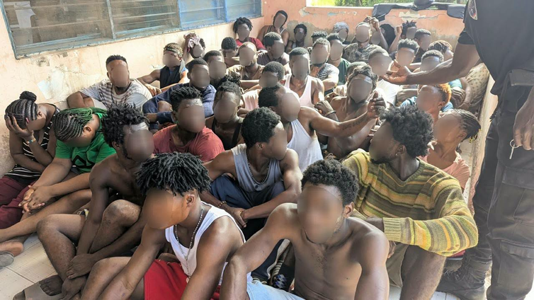 Police arrest 41 suspected criminals in intelligence-led operation at Lapaz and Chantan Police arrest 41 suspected criminals in intelligence-led operation at Lapaz and Chantan