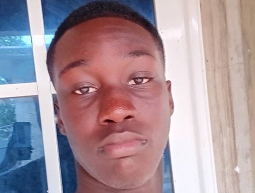 Abomosu STEM SHS 1 student dies 12 days after reporting; family demands answers Abomosu STEM SHS 1 student dies 12 days after reporting; family demands answers